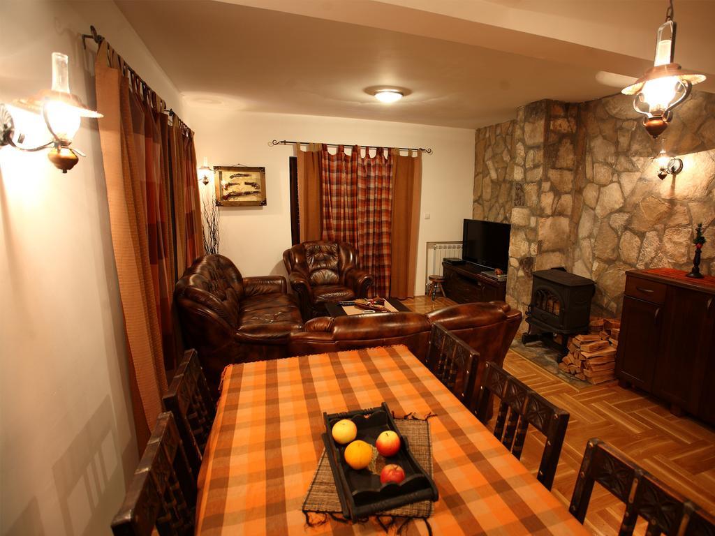 Family Apartments Zabljak  Luaran gambar