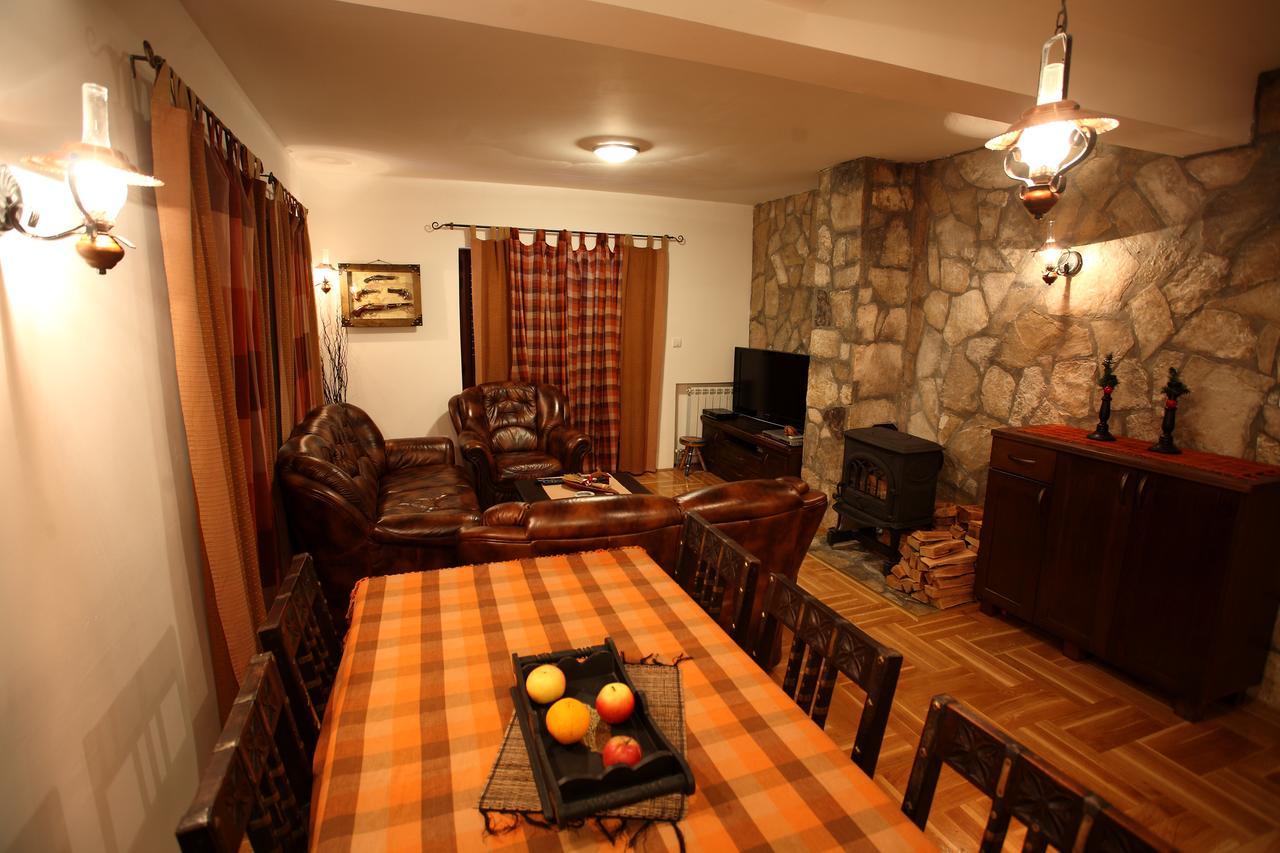 Family Apartments Zabljak  Luaran gambar